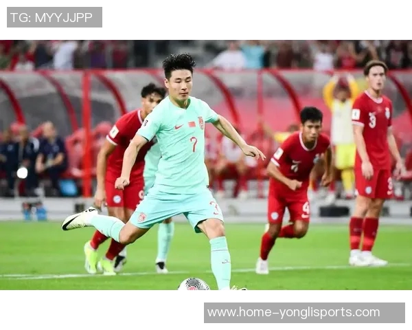 红色足球的激情与梦想：探索中国足球的崛起与未来发展之路